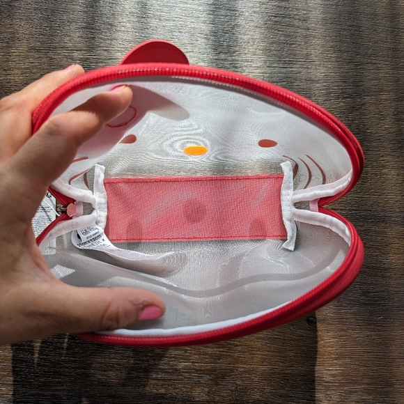 BNWT Sanrio Miniso Hello Kitty Mesh Cosmetics Bag - Picture 2 of 9